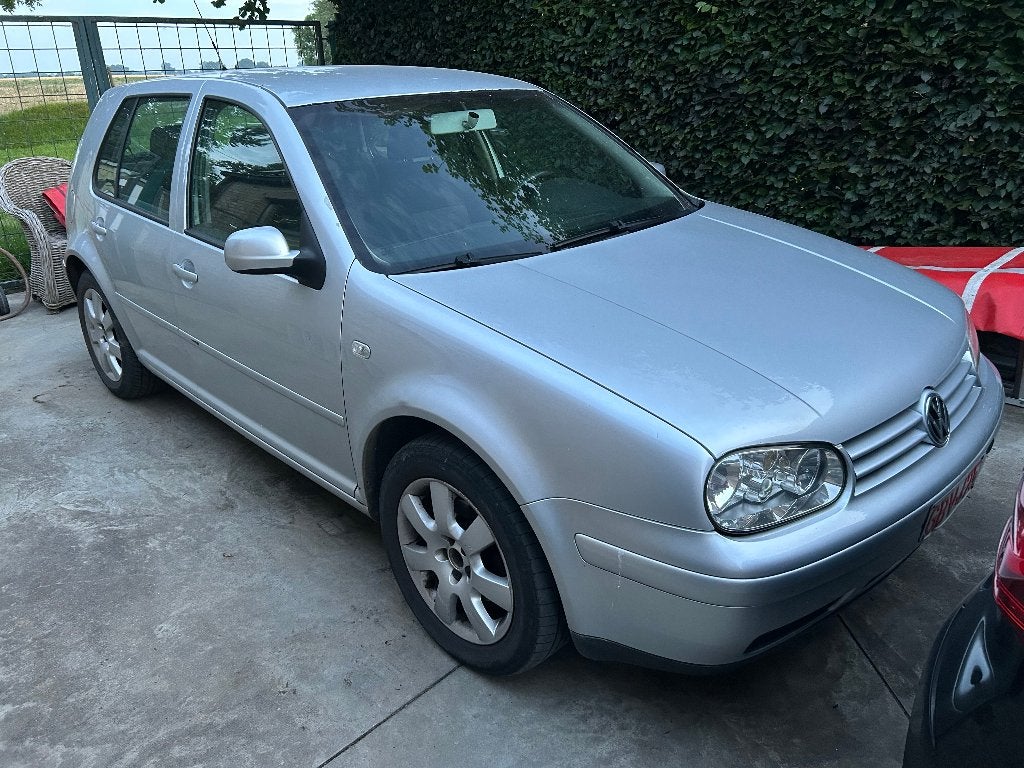 golf 4 diesel van 2003 te koop, Autos, Argent ou Gris, Achat, 4 portes, Boîte manuelle