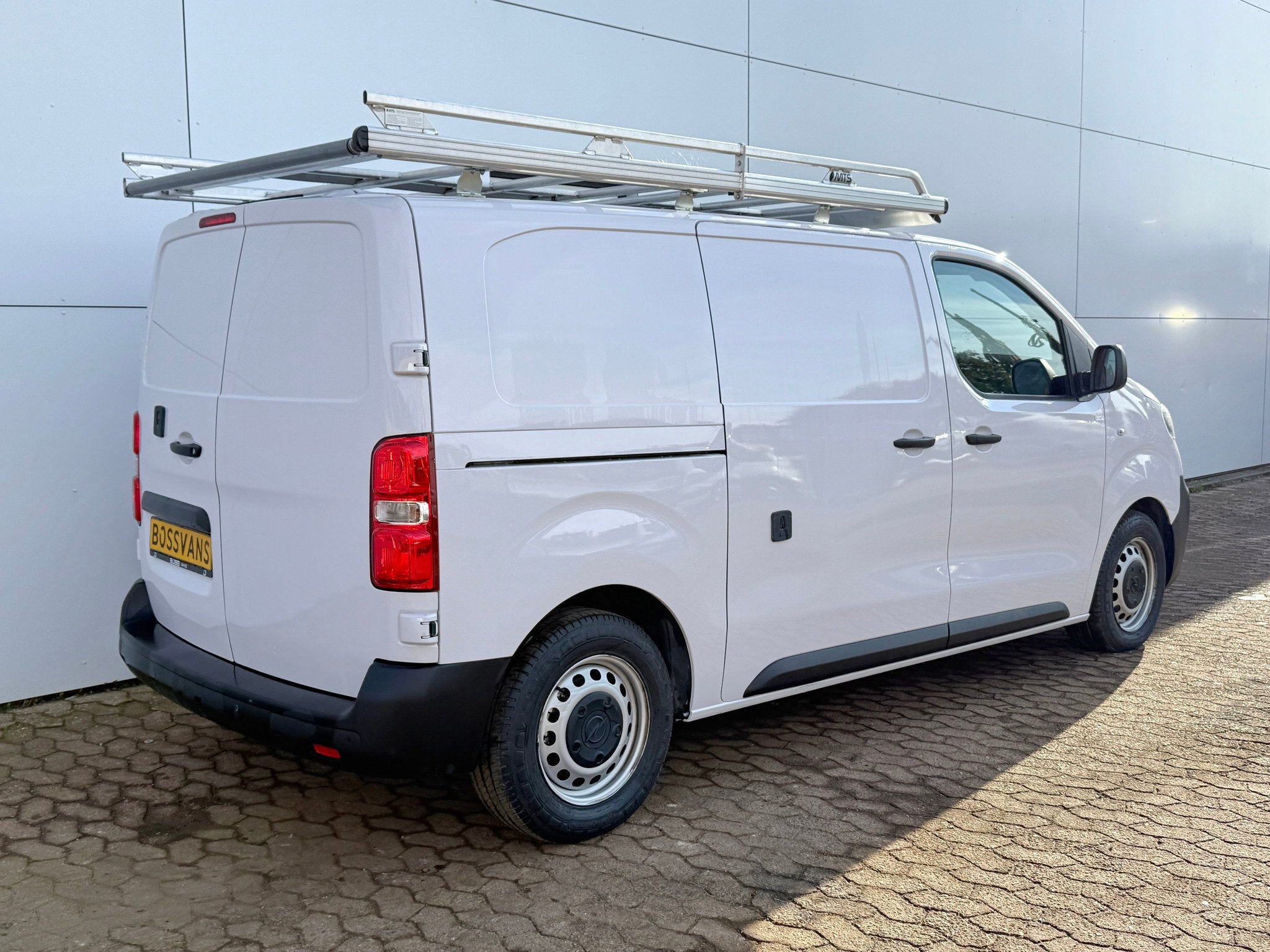 Opel e-Vivaro 75kWh 136PK L2H1 330km WLTP Snelladen Laadkabe, 100 kW, Achat, Entreprise, 3 places