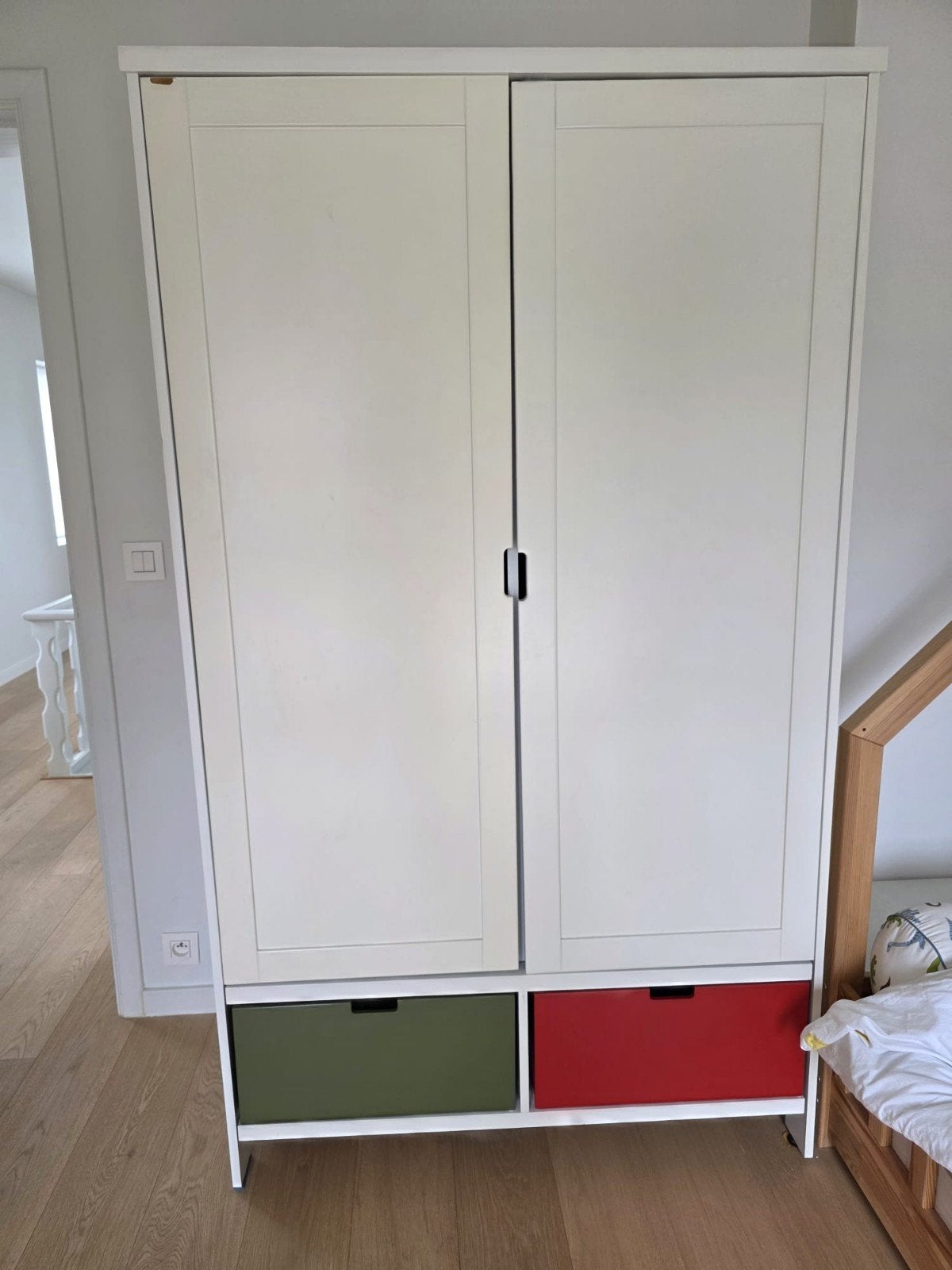Armoire 2 portes de luxe BOPITA + 2 tiroirs supplémentaires, Enfants & Bébés, Chambre d'enfant | Commodes & Armoires, Armoire