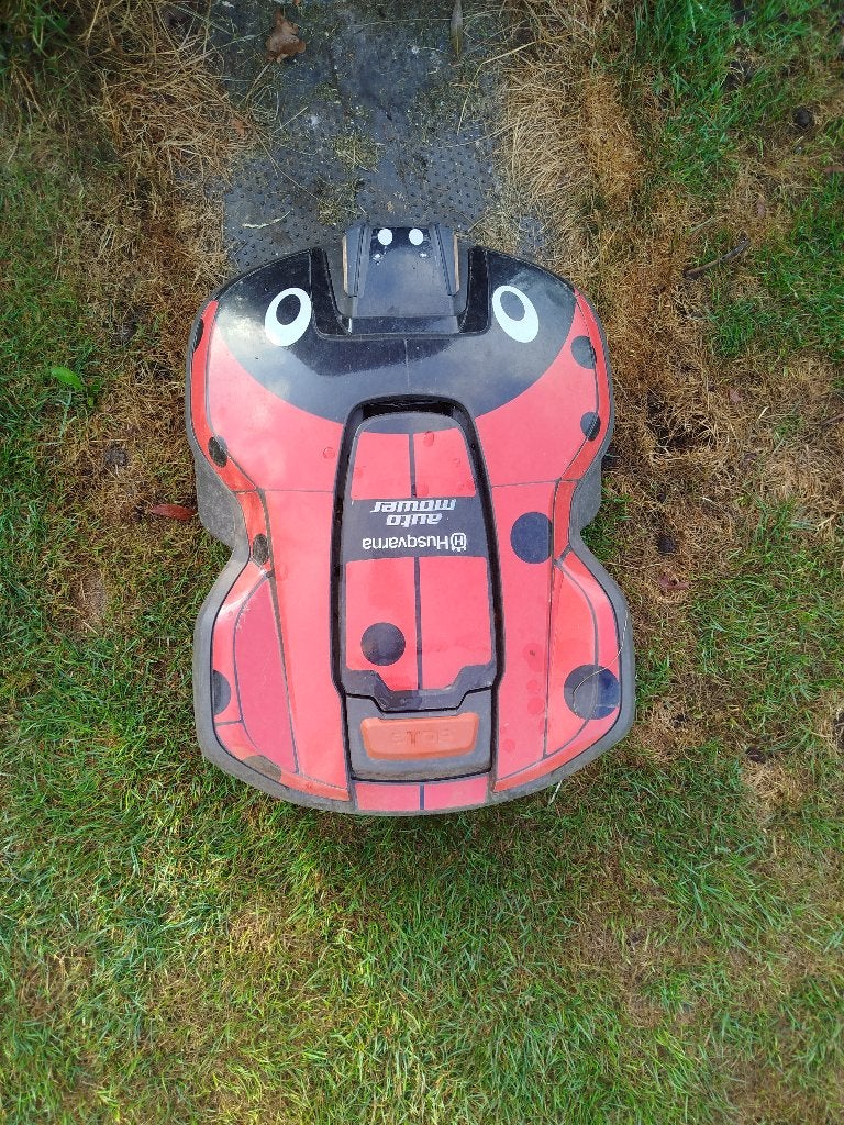robotmaaier Husqvarna, Ophalen, Zo goed als nieuw, Met regensensor, 20 tot 25 cm