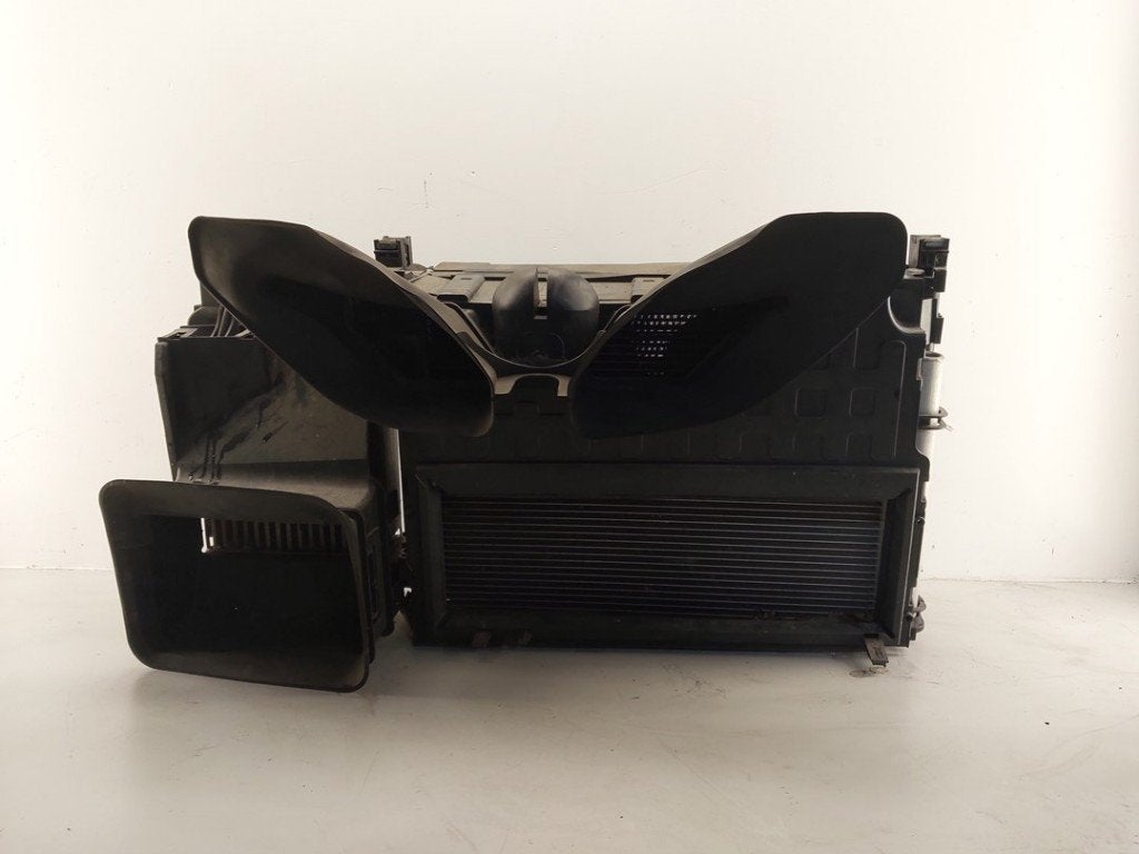 RADIATEUR COMPLEET Renault Captur I (2R) (01-2013/-), Gebruikt, Renault, Peter-Huppertz-Straße 5
51063  Köln, DE, Dialog.deutschland@renault.de