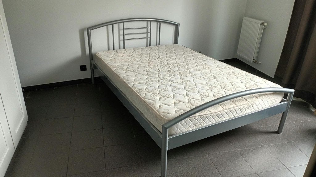 Cadre de lit, Gris, Queen size, 140 cm, Enlèvement