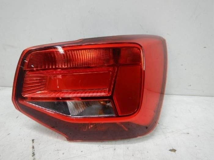 Audi Q2 81A LED Achterlicht Rechts, Enlèvement ou Envoi, Utilisé