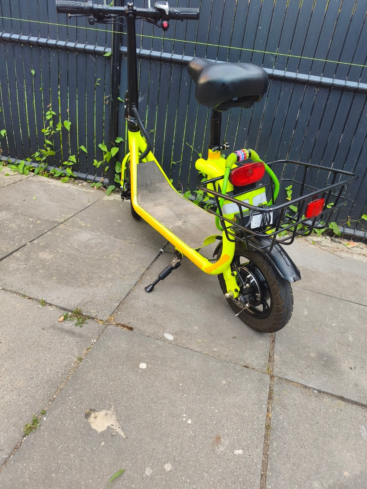 E-step MAX, Vélos & Vélomoteurs, Trottinettes, Enlèvement, Comme neuf, Step électrique (E-scooter), Overige merken