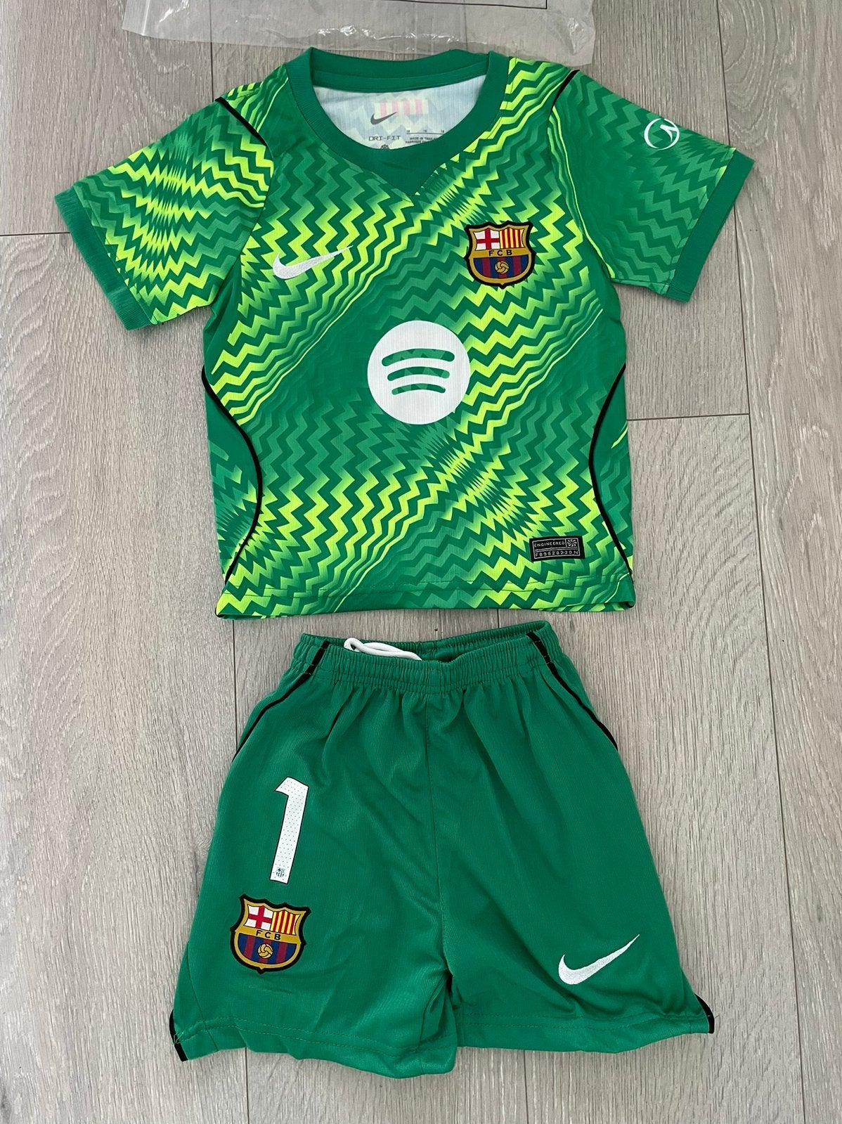 Kit de gardien de but du FC Barcelone Ter Stegen 4 ans, Sports & Fitness, Enlèvement ou Envoi, Neuf, Maillot