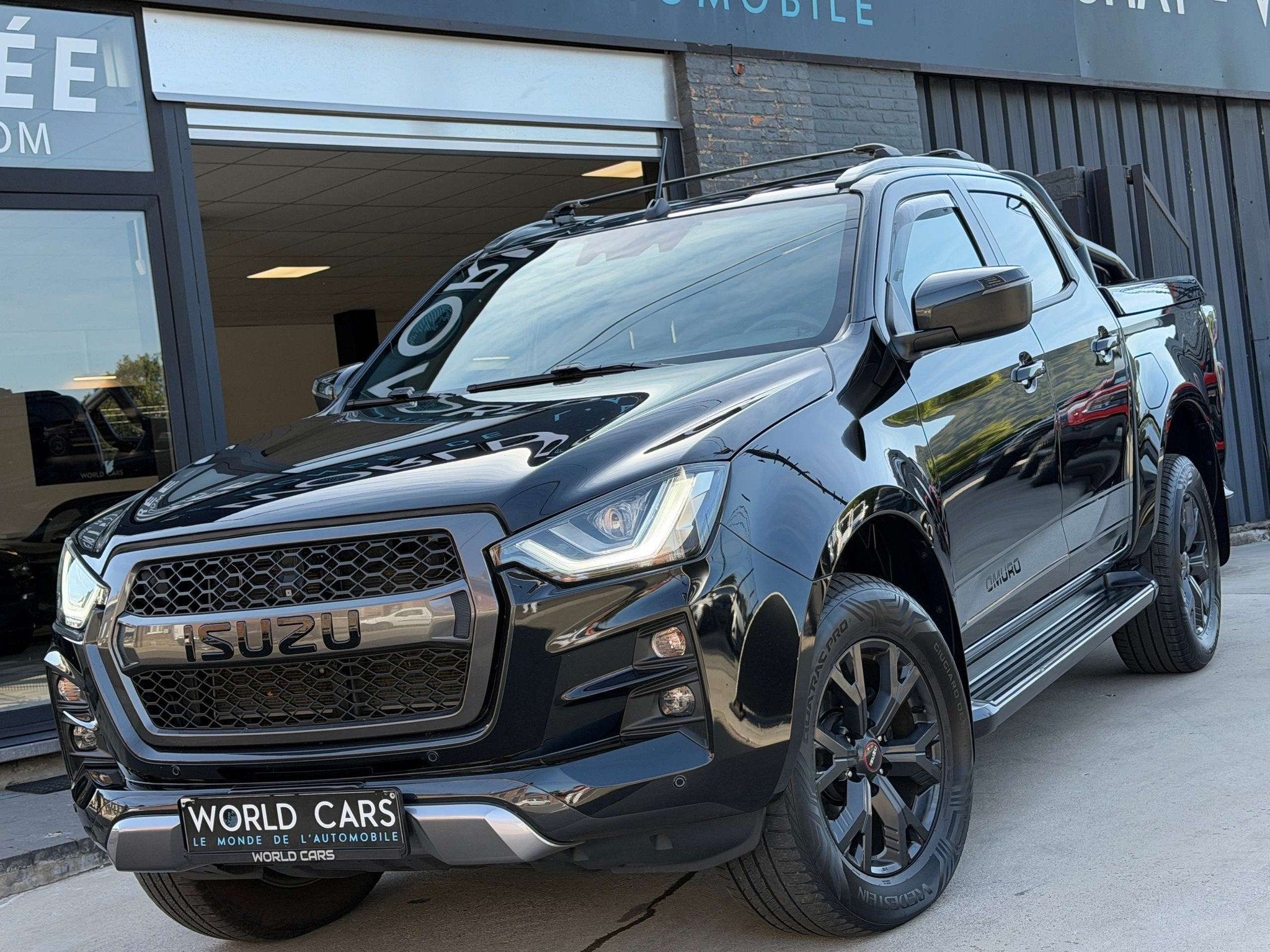 Isuzu D-max 1.9 Turbo D 4WD Omuro AdBlue - FULL BLACK - ACC, Achat, Entreprise, Noir, 120 kW