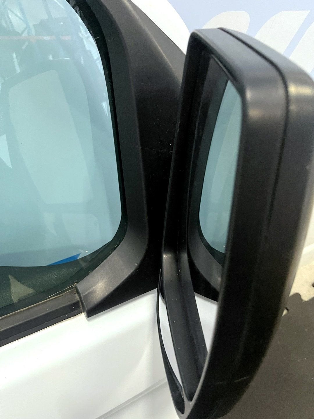 Porte avant droite Ford Transit Custom blanche PGK21V20124HA, -, Utilisé, Porte, Avant