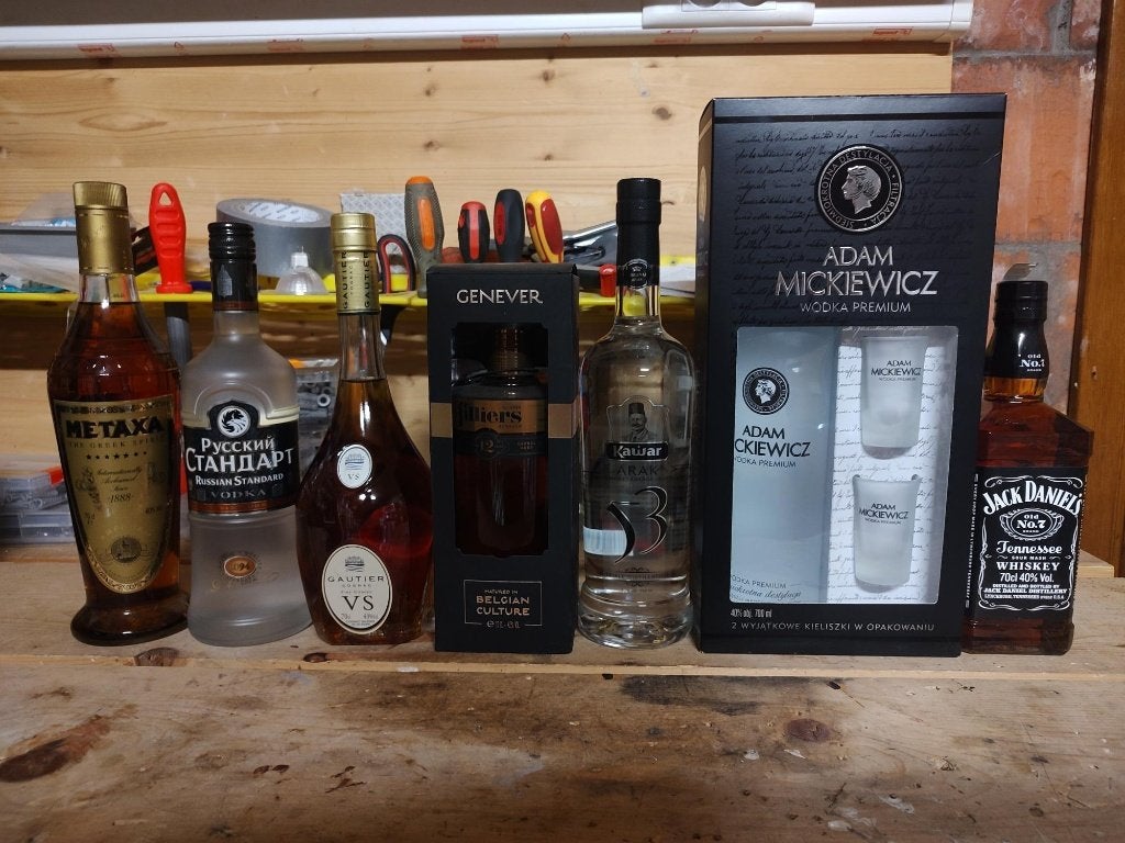 Whisky, liqueur, vodka, champagne à vendre - stop collection, Collections, Enlèvement, Neuf, Autres régions, Champagne