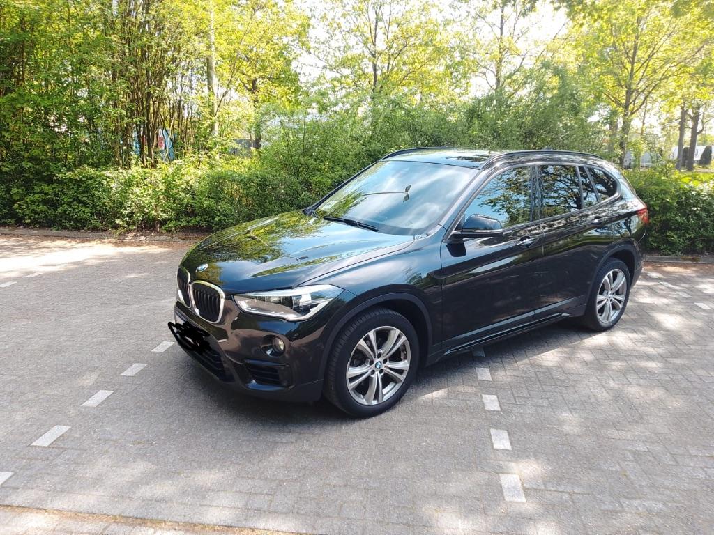 BMW X1 sDrive18i Aut. Sport Line, Achat, Euro 6, Système audio, Noir
