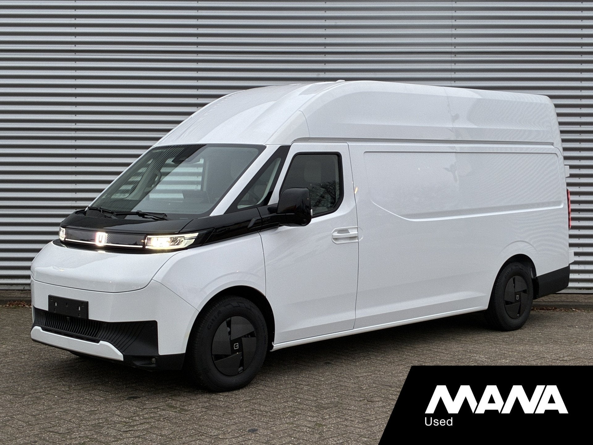 Farizon SV L3H3 106 kWh LAUNCE EDITION 270 Graden deuren Tre, Auto's, 106 kWh, 2420 kg, Wit, Nieuw