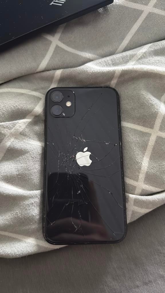 iphone 11 64gb zwart batterijconditie 85%, Telecommunicatie, Mobiele telefoons | Hoesjes en Screenprotectors | Apple iPhone, Ophalen