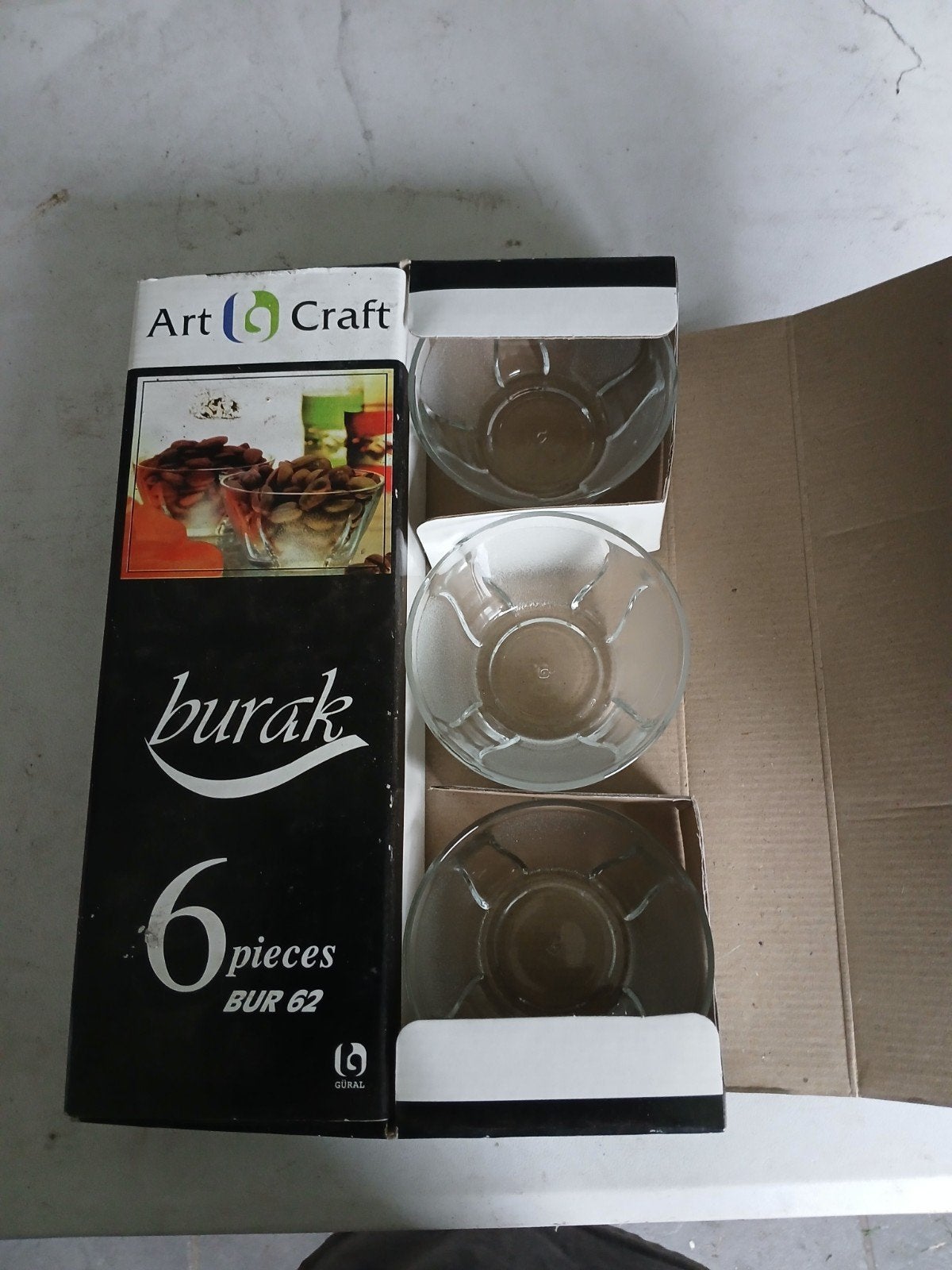 plateaux à snacks, Enlèvement