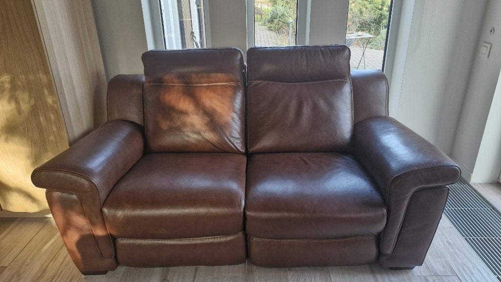 2-zit zetel leder chateaux d'ax, Ophalen, 150 tot 200 cm, Tweepersoons, Zo goed als nieuw