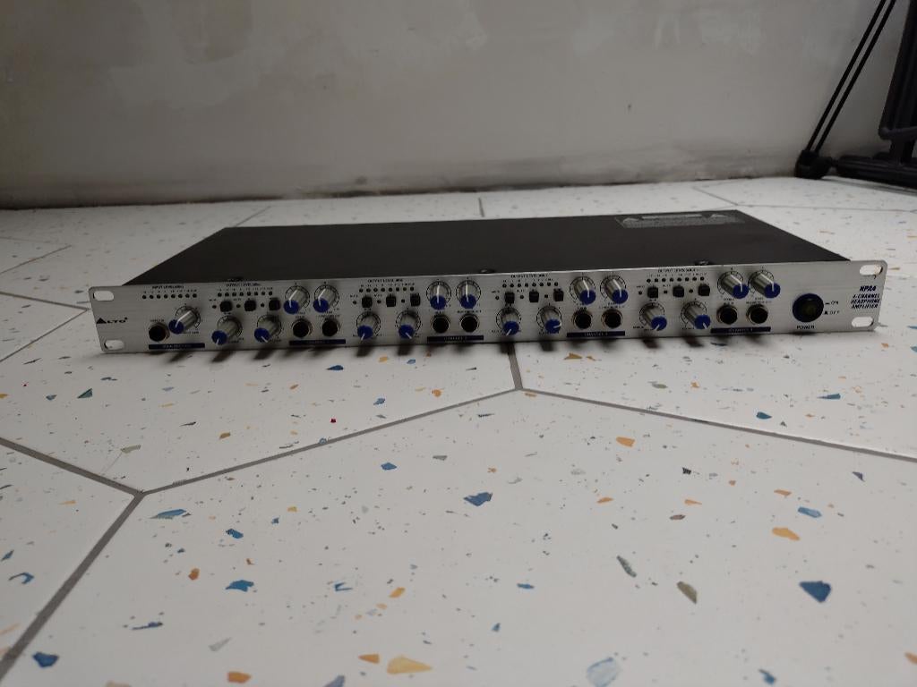 Alto HPA4 Koptelefoon versterker, Musique & Instruments, Enlèvement ou Envoi, Utilisé, Moins de 500 watts, Sono