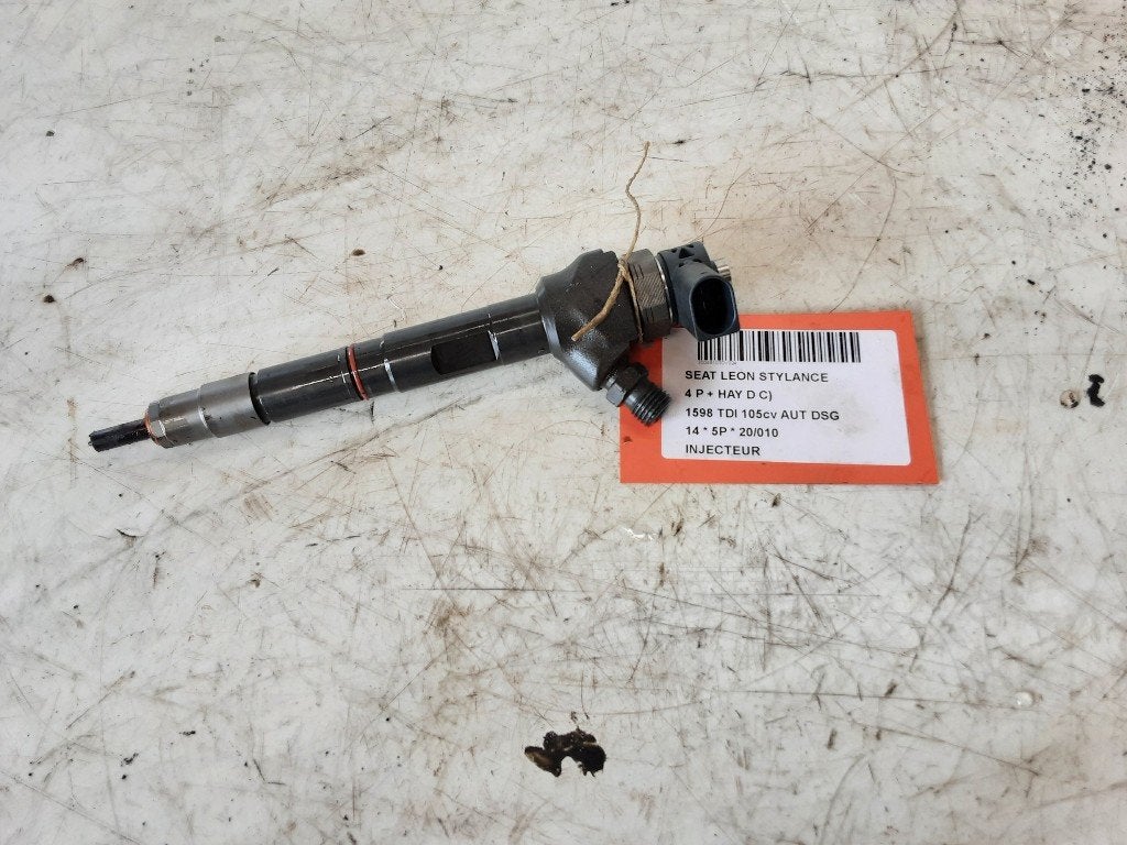 INJECTEUR Seat Leon (5FB) (01-2012/08-2020) (04L130277AJ), Seat Deutschland GmbH, Service@seat.de, Utilisé, Seat