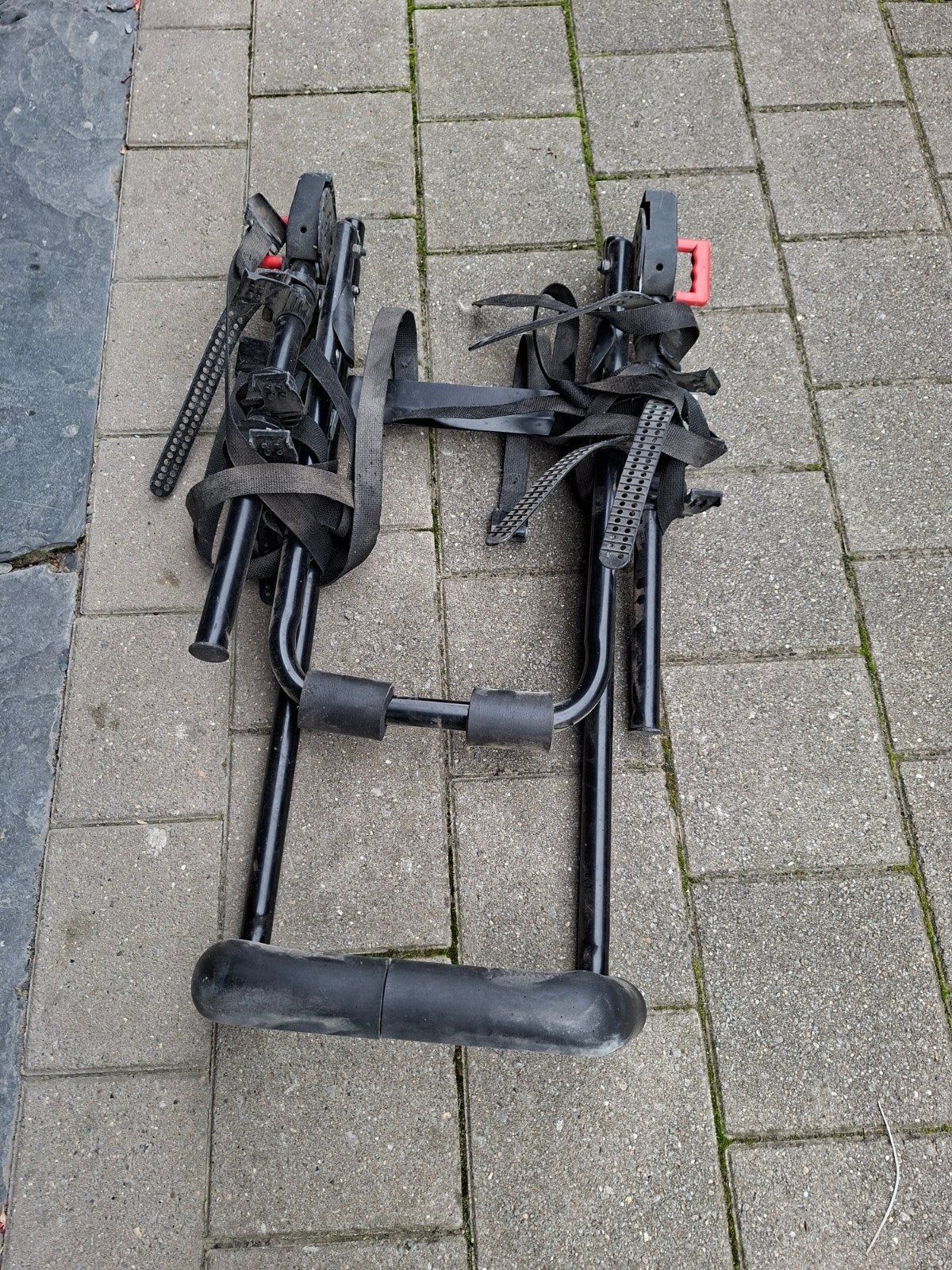 donne porte velos, Enlèvement