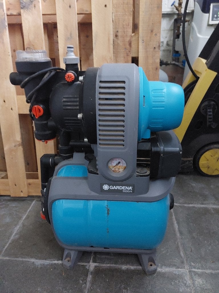 Hydrofoorpomp gardena, Ophalen, Gebruikt, Elektrisch, Hydrofoorpomp