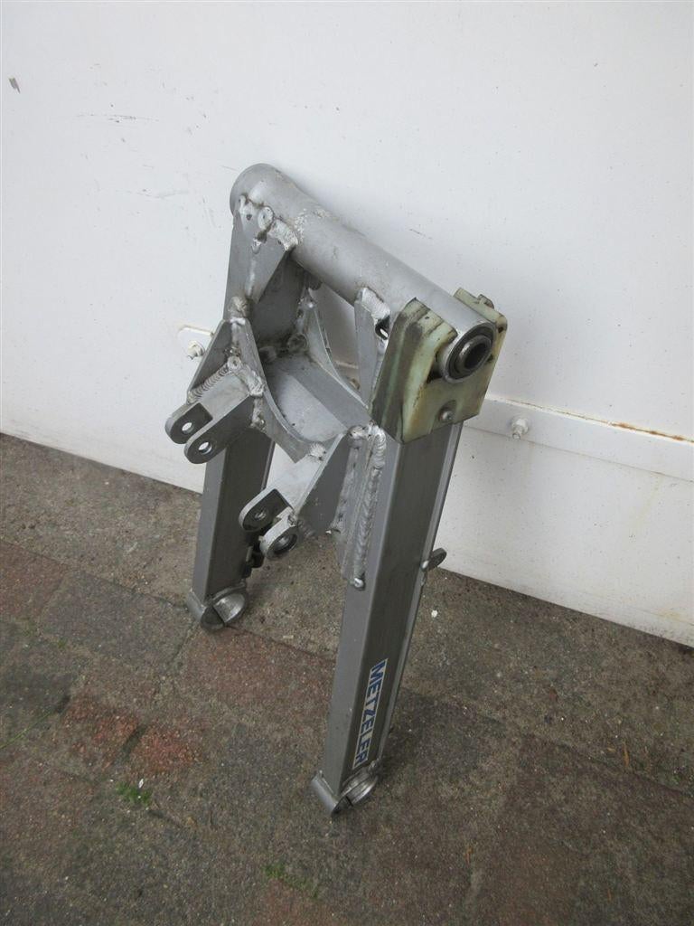 Kawasaki GPz750 achterbrug GPz 750 swingarm Uni Trak ZX750A, Motoren, Ophalen of Verzenden, Gebruikt
