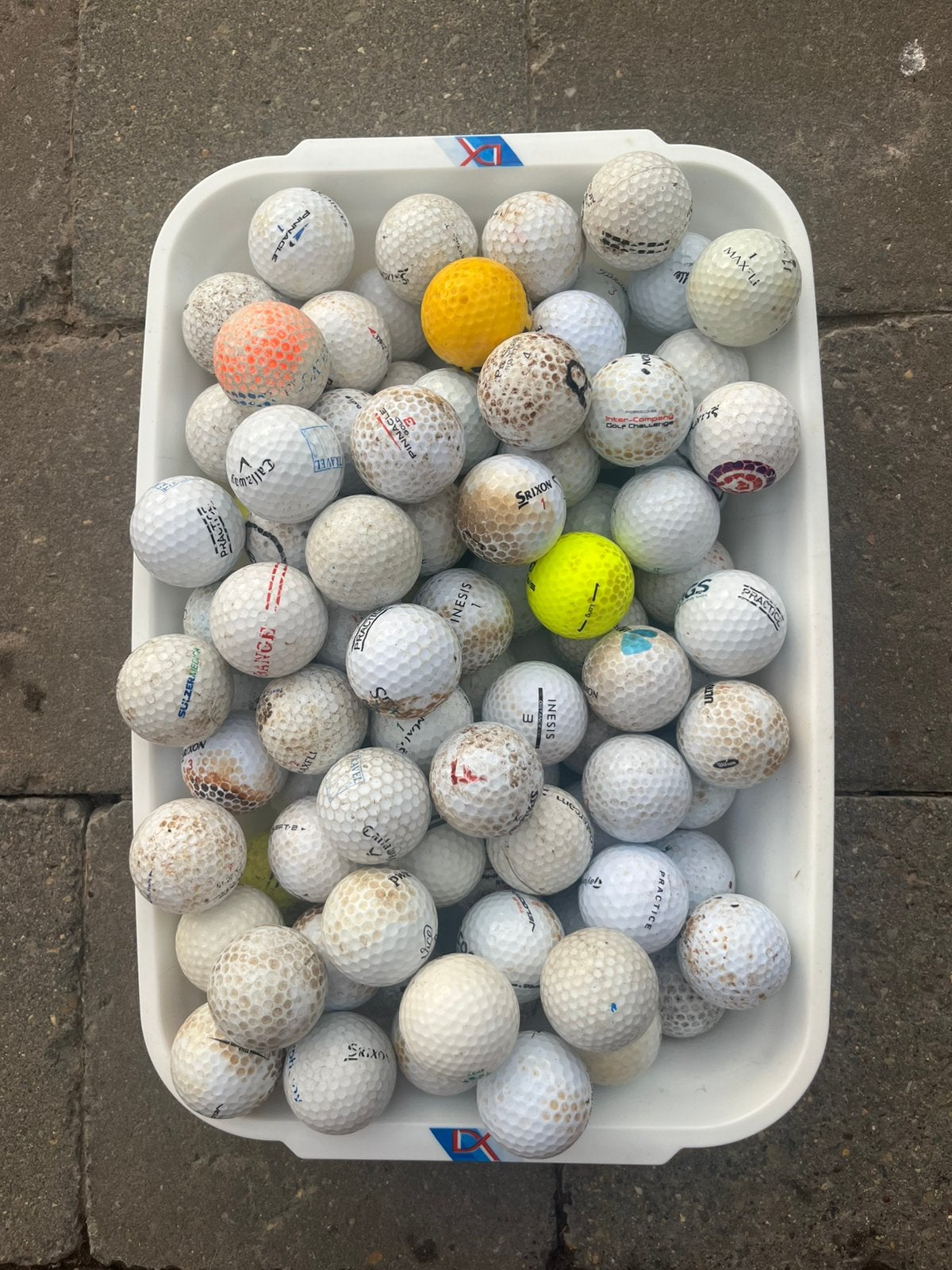 100 gemengde golfballen, Sport en Fitness, Golf, Ophalen, Gebruikt, Bal(len), Overige merken