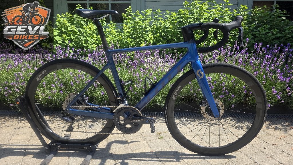 Roues Scott Addict RC 30 Ultegra DI2 + Carbon, Vélos & Vélomoteurs, Vélos | Hommes | Vélos de sport & Vélo de randonnée, 53 à 57 cm