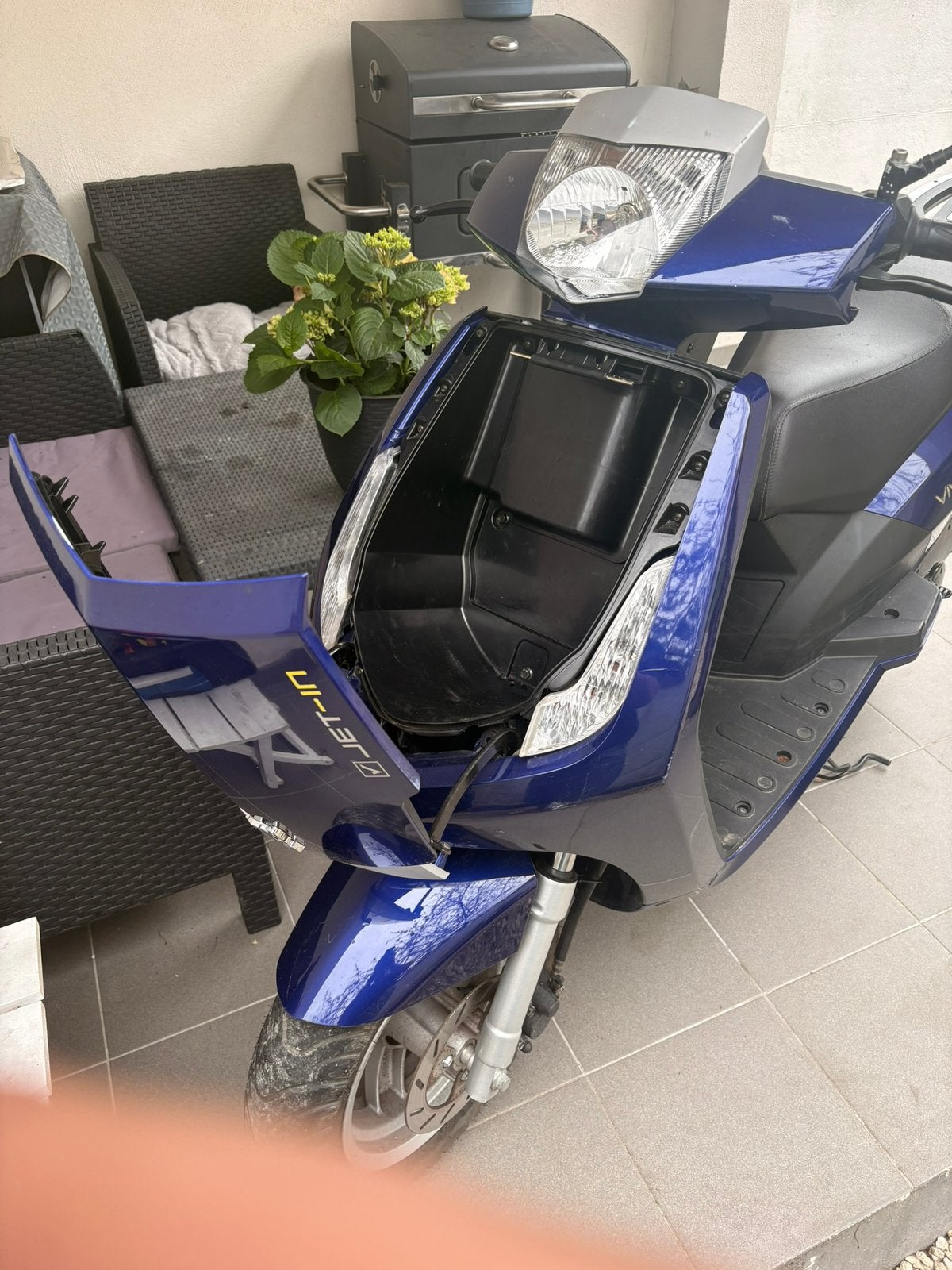 Peugeot vivacitie, Ophalen, Tweetakt, Klasse A (25 km/u), Zo goed als nieuw