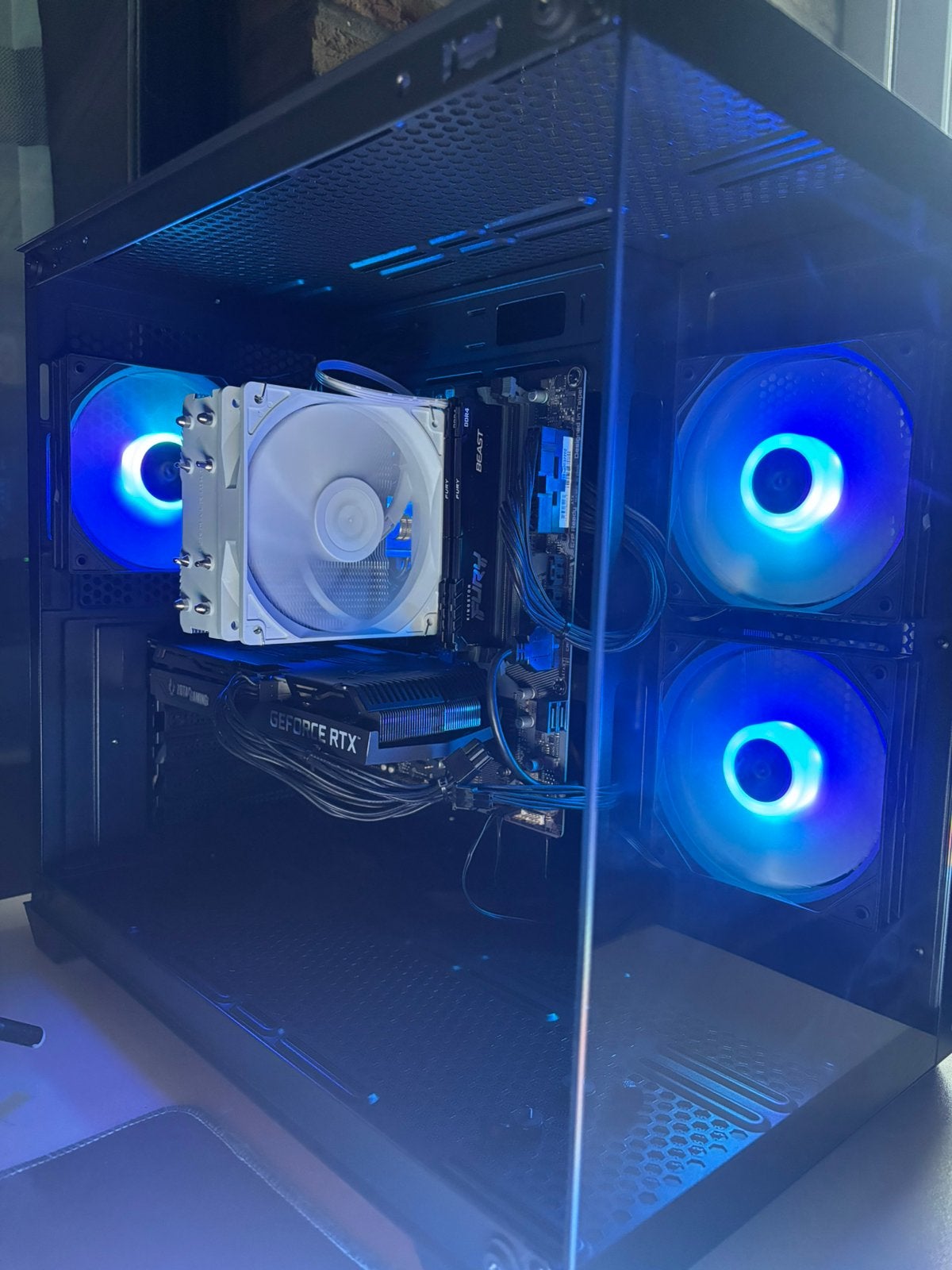 Pc gamer, Comme neuf, SSD, Avec carte vidéo, 16 GB