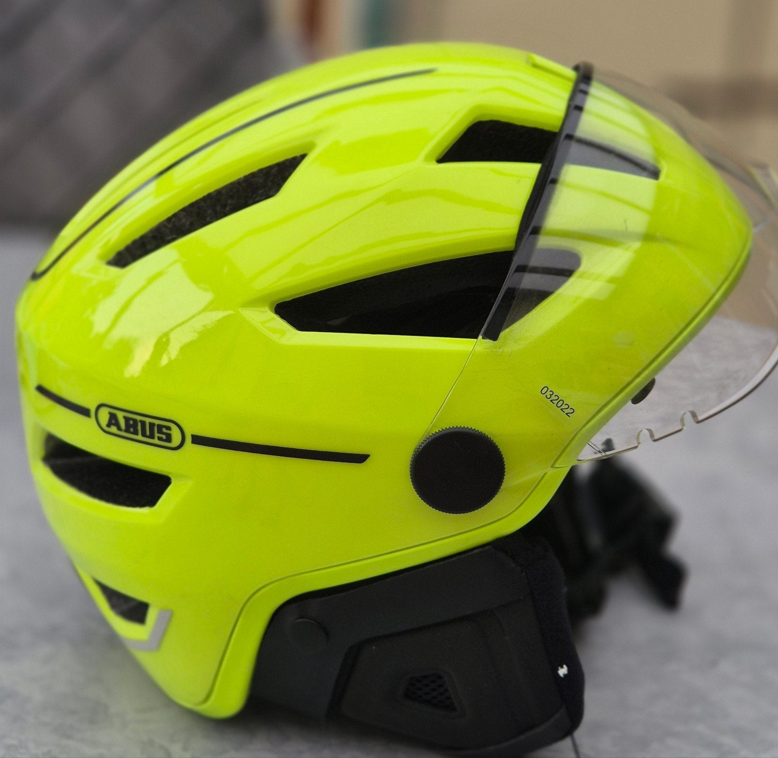 helm, Ophalen