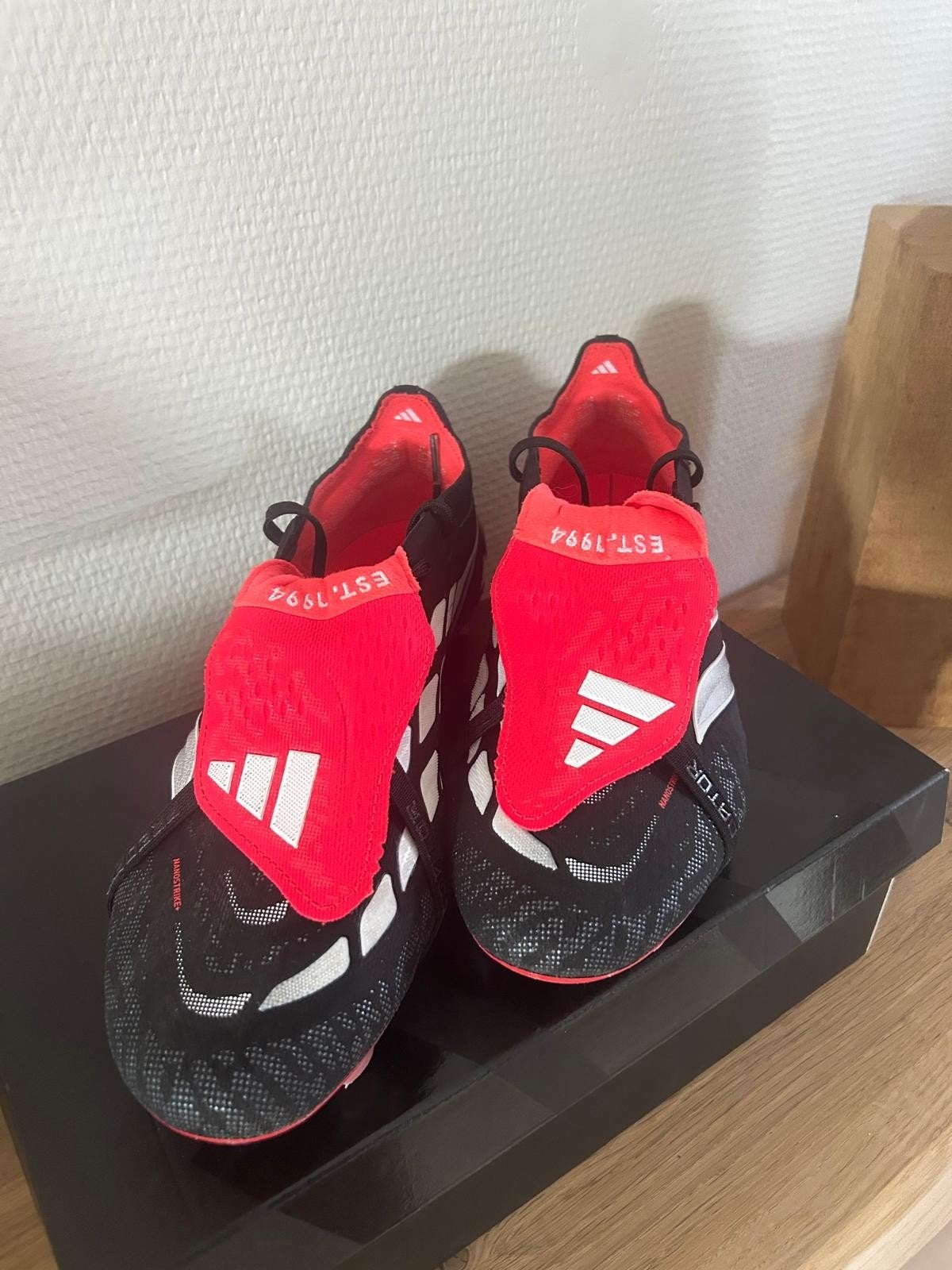 voetbalschoenen, Ophalen, Zo goed als nieuw, Schoenen