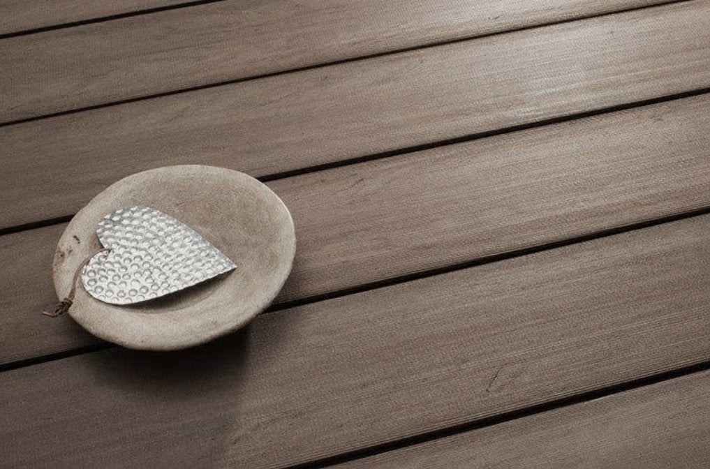 PARQUET RÉSIDUEL ; 24,5 m2 - TERRASSE BRUNE, Enlèvement