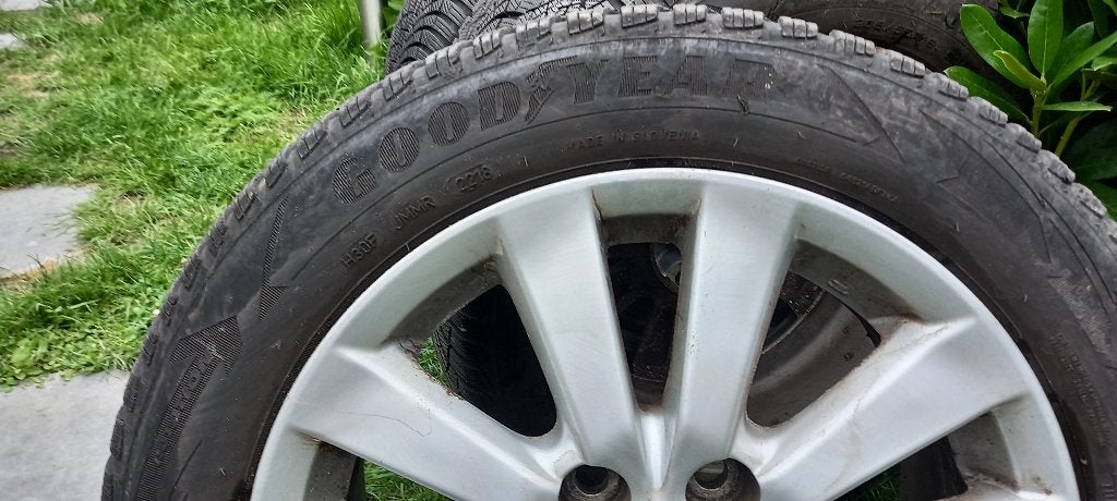 Toyota velgen met winterbanden, Ophalen, Gebruikt, Velg(en), 16 inch