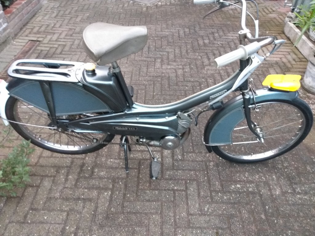 Mobylette av 42, Fietsen en Brommers, Brommers | Overige merken, Ophalen, Gebruikt
