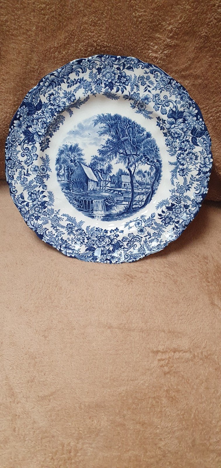 Assiette anglaise vintage Johnson Brothers — Mill Stream, Antiquités & Art, Enlèvement ou Envoi