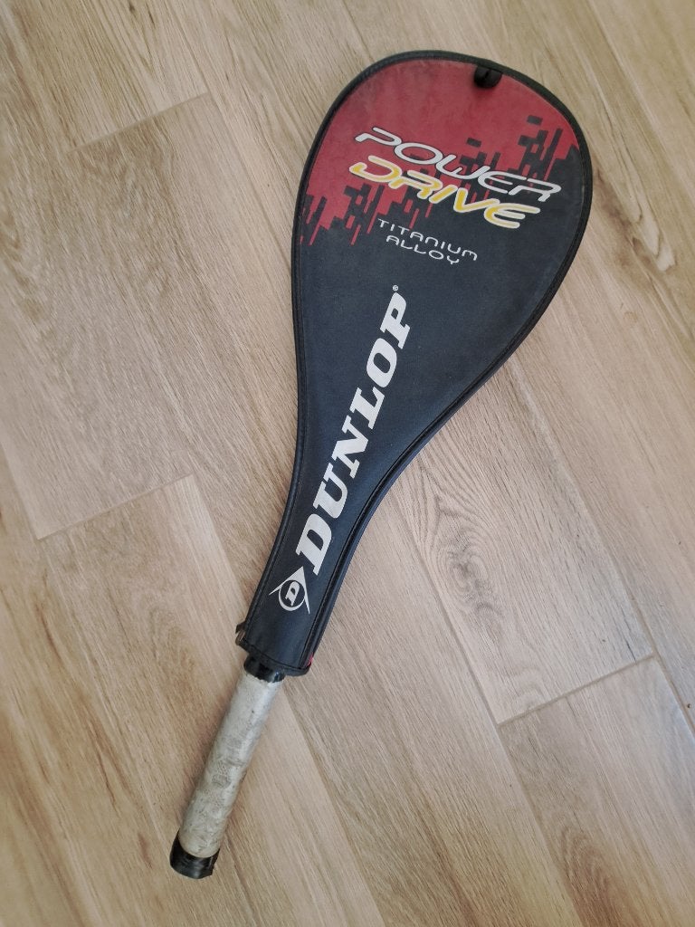 Raquette de squash + housse Dunlop, Enlèvement, Comme neuf, Raquette, Avec housse