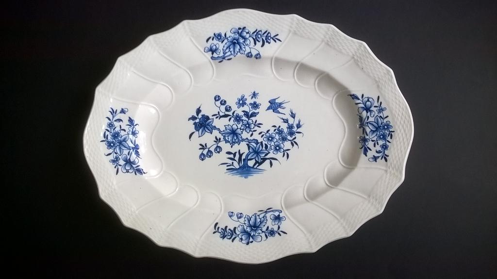 Plat en porcelaine de Tournai, Enlèvement ou Envoi