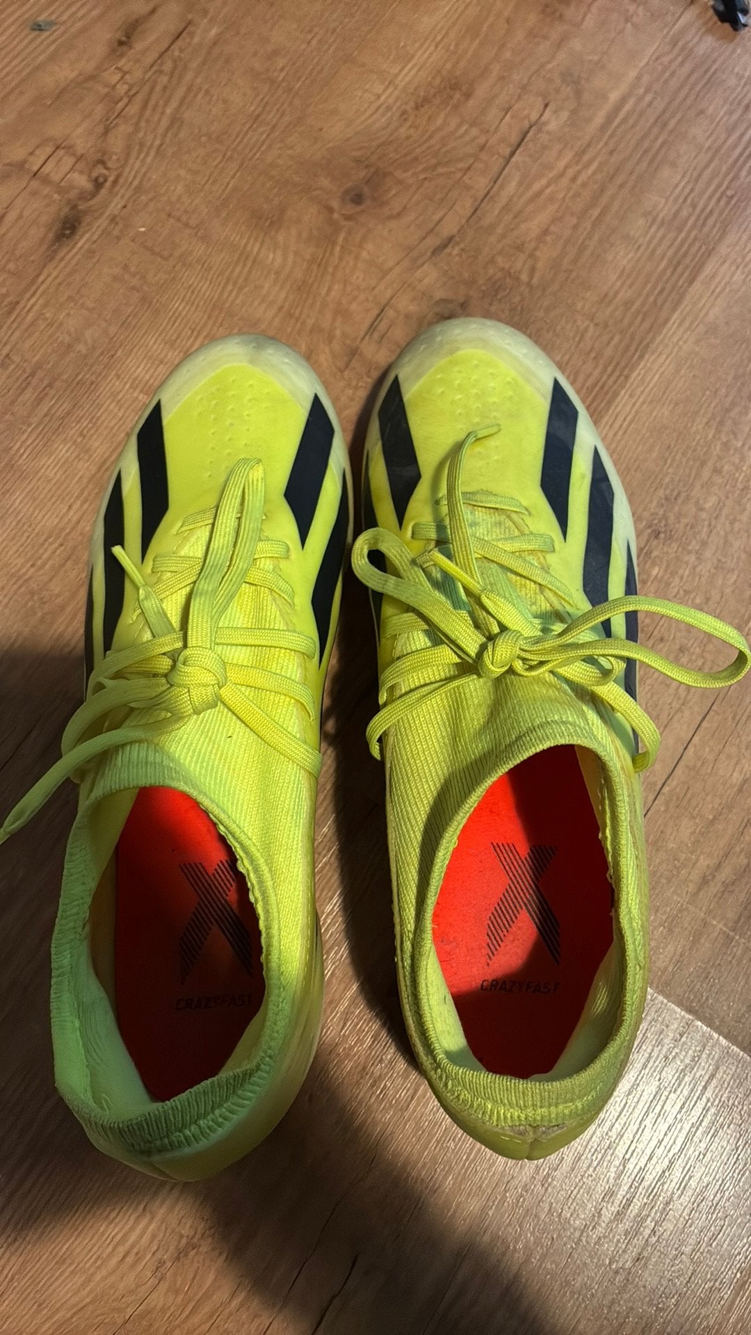 Voetbalschoenen, Enlèvement, Comme neuf