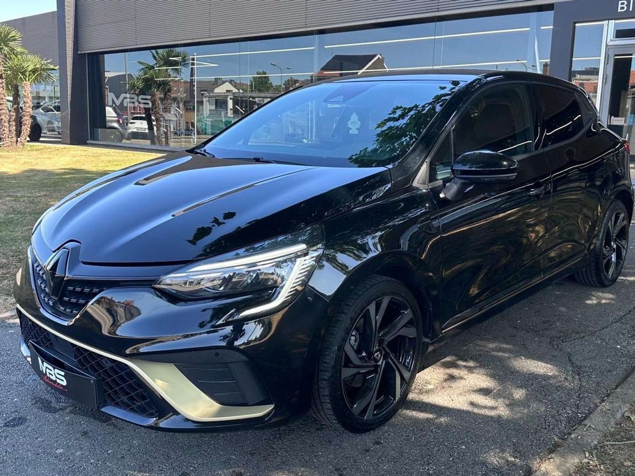 Renault Clio * E-TECH* AUTO* *LED* CAMERA* CLIM* LINE ASSIST, Auto's, Renault, Bedrijf, Te koop, Clio, ABS, Airbags, Airconditioning