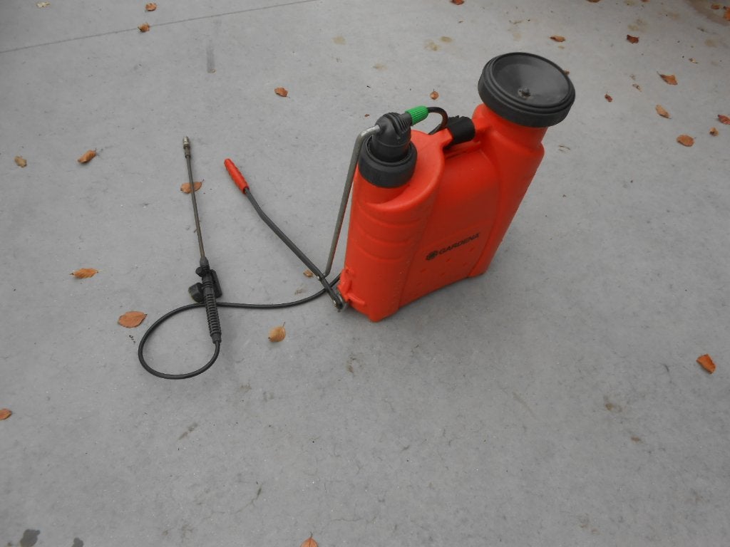 à dos Gardena 12L pulvérisateur à pression rouge, Enlèvement ou Envoi, Utilisé