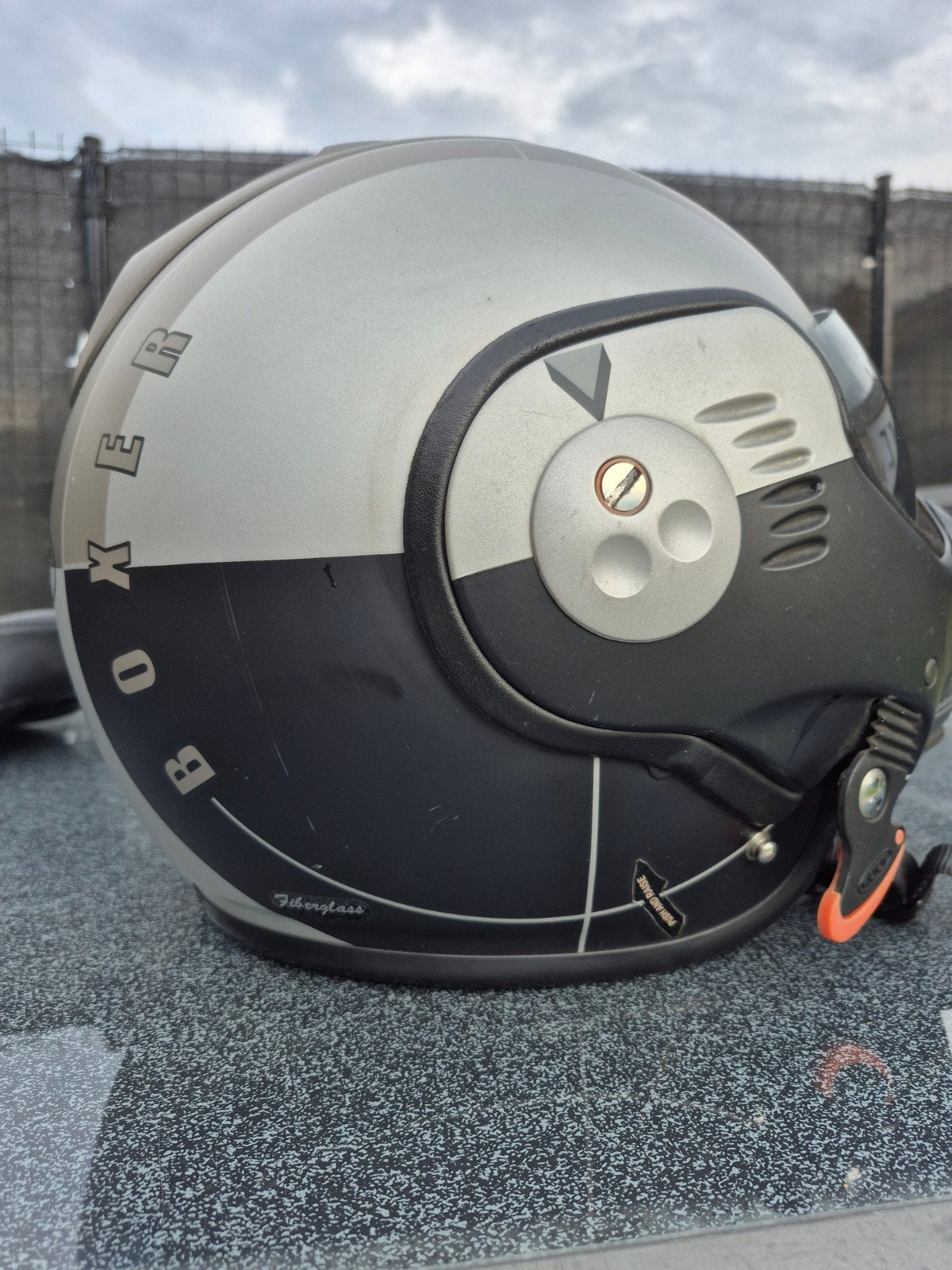 Roof systeem helm, Ophalen