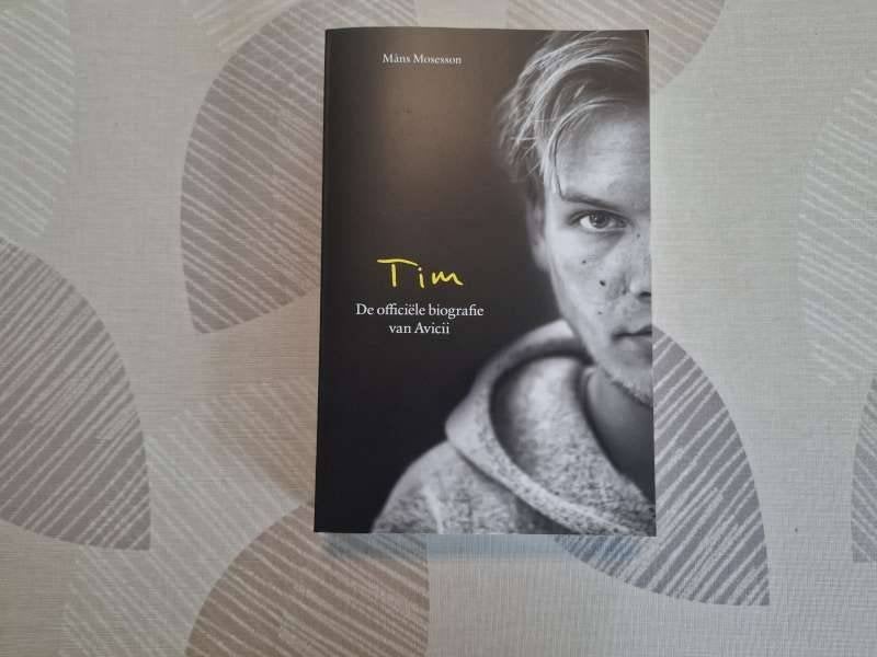 Tim de officiële biografie van Avicii, Livres, Enlèvement ou Envoi, Neuf