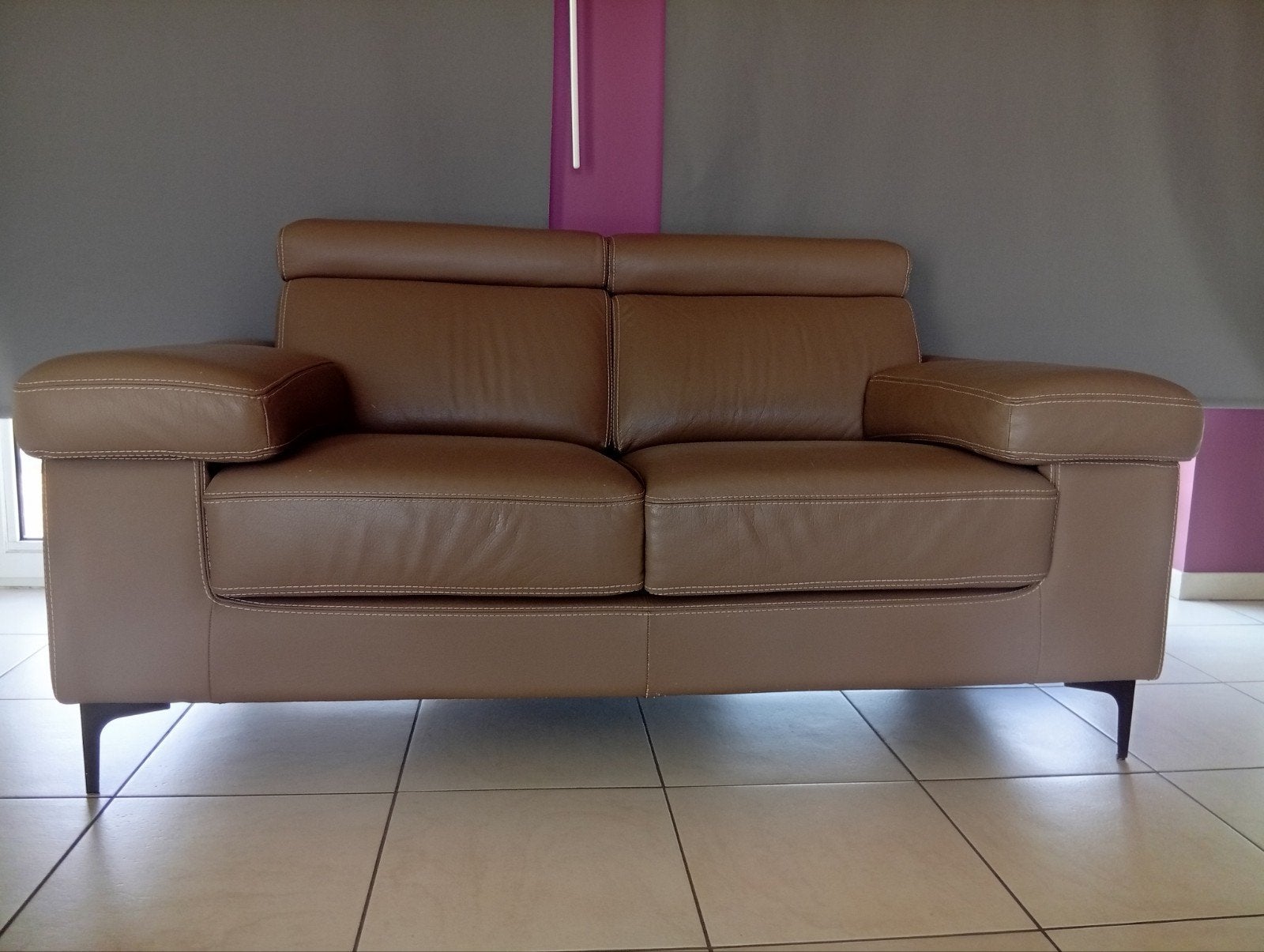 Salon cuir aucune griffe, couleur taupe très confortable, Enlèvement, Cuir