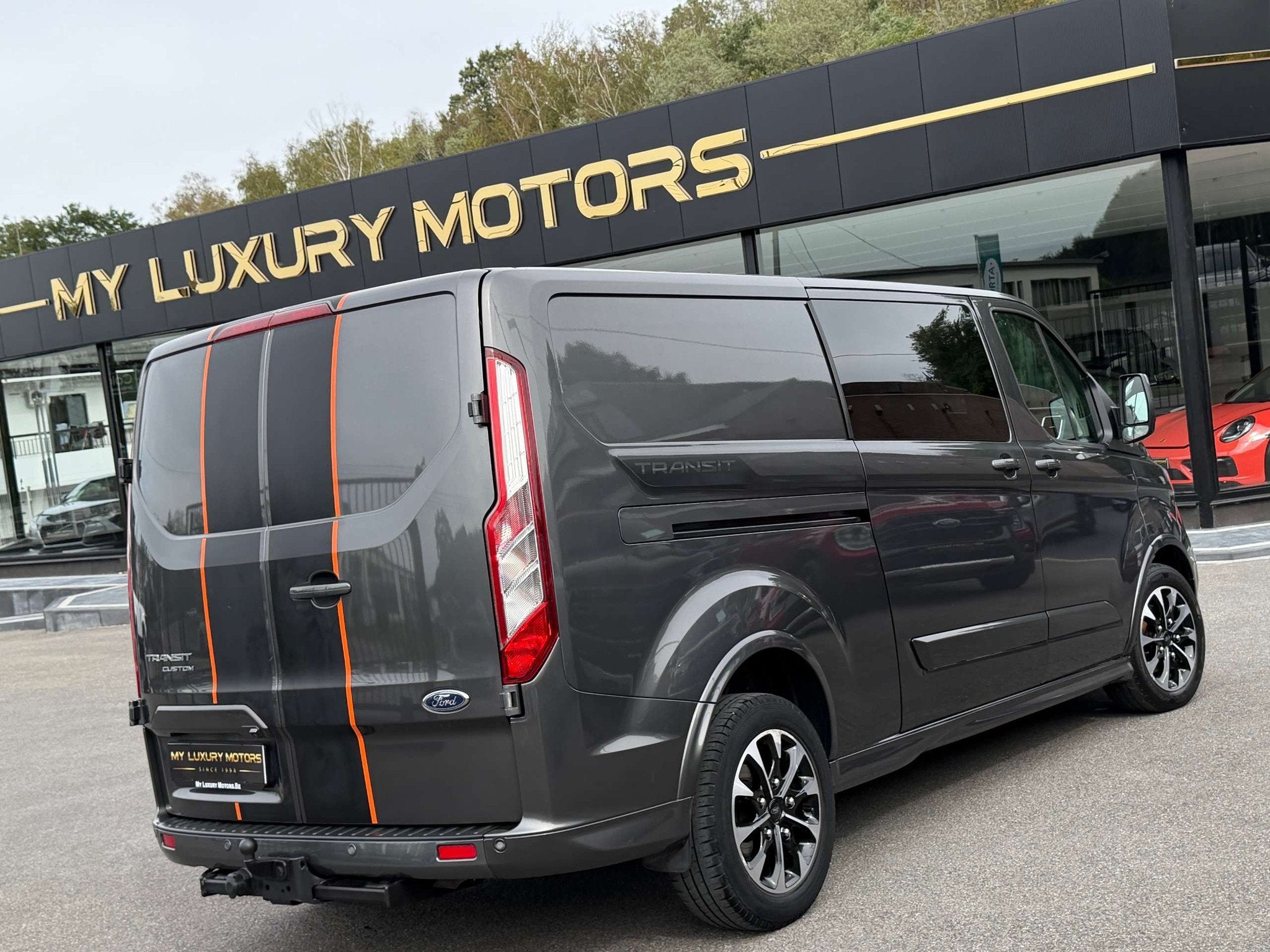 Ford Transit Custom SPORT | 2.0 TDCi 185 CV | 6 VIT L2H1 | 5, Cuir, Argent ou Gris, Achat, 170 g/km