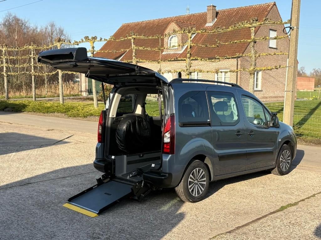 ️♿️Peugeot Partner 1.6HDI Rolstoel Invalide Automaat TPMR, Auto's, Automaat, Euro 5, Monovolume, Parkeersensor