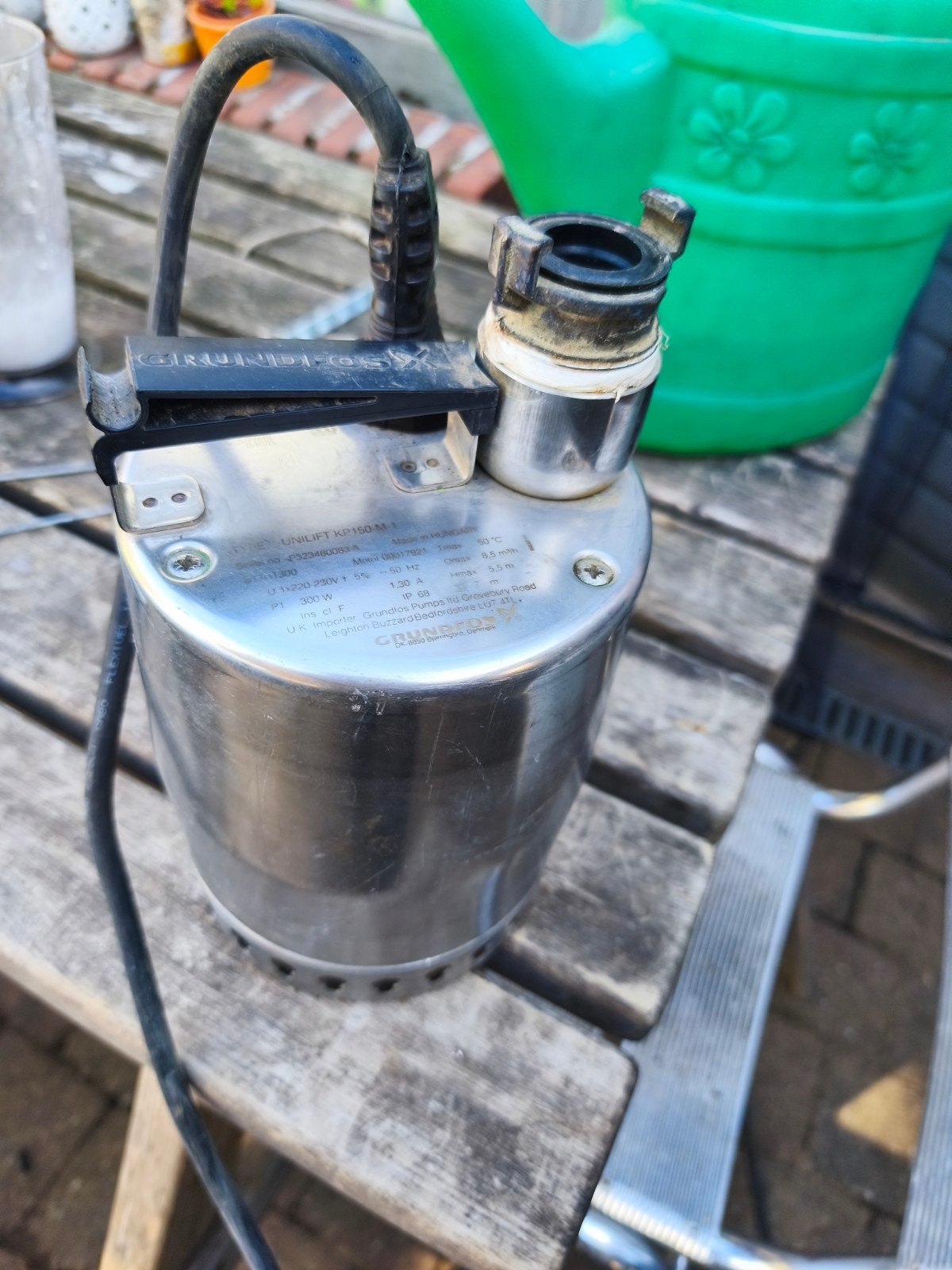 Dompelpomp GRUNDFOS unilift KP 150 M, Ophalen of Verzenden, Zo goed als nieuw, Elektrisch, Dompelpomp