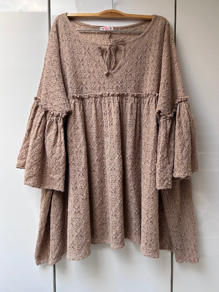 Grote beige tuniek Chantal B. - Eén maat, Kleding | Dames, Beige, Maat 42/44 (L), Ophalen of Verzenden, Zo goed als nieuw