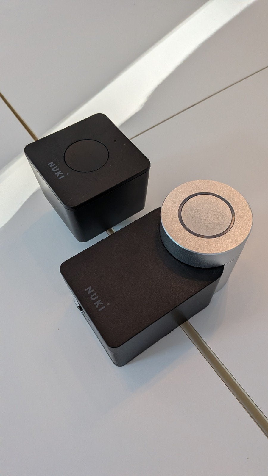 Nuki smart lock + wifi bridge, Ophalen of Verzenden, Zo goed als nieuw, Draadloos