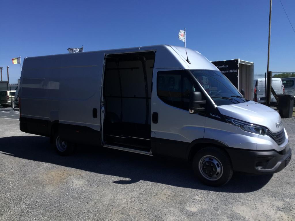 iveco daily l4h2 30hdi 210pk automaat 2026 dubbel/wielen, Autos, Argent ou Gris, Achat, Euro 6, Entreprise