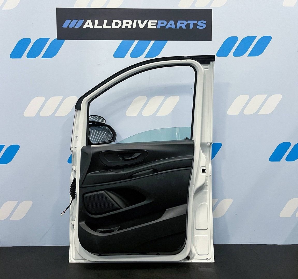 Voorportier rechts voor Mercedes Benz Vito W447 A4477206700, Gebruikt, -, Deur, -