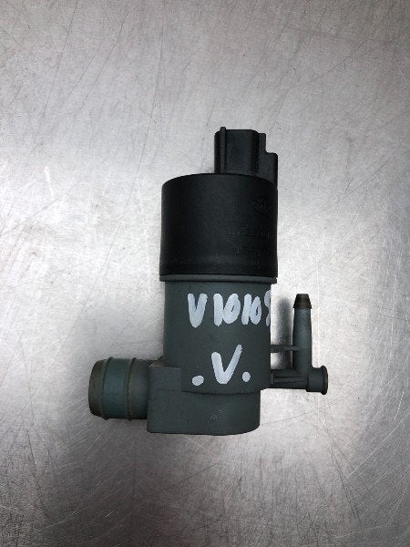 LAVE-GLACE POMPE AVANT Yaris III (P13) (|853300D120|), Utilisé, Toyota