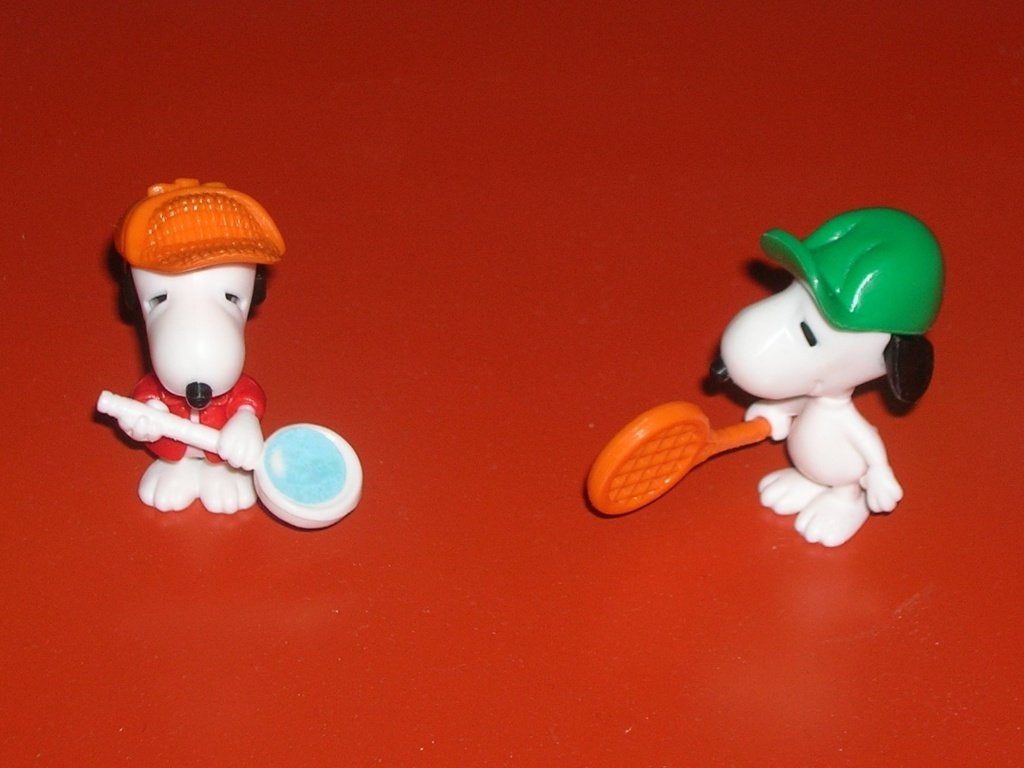 2 Snoopy figuren, Verzamelen, Stripfiguren, Ophalen, Snoopy, Zo goed als nieuw, Beeldje of Figuurtje