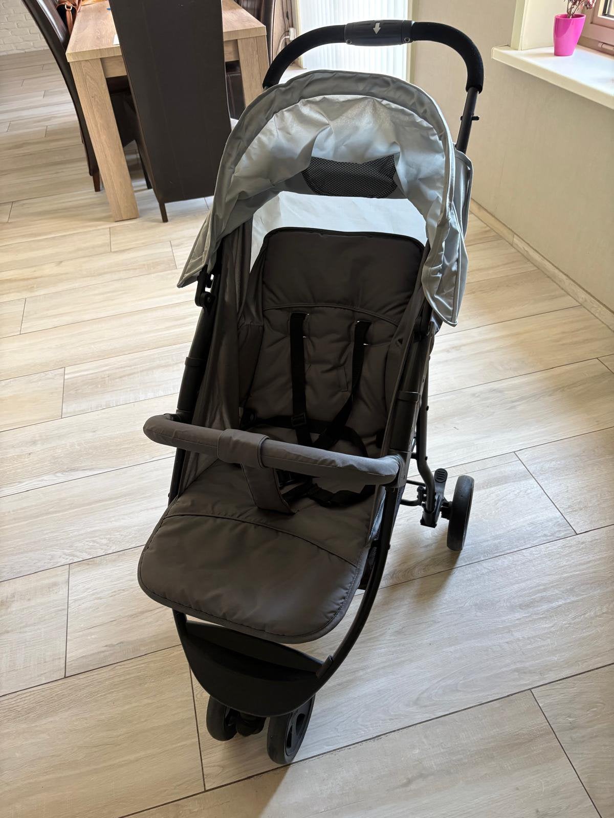 Kinderwagen Hauck met regenhoes, Ophalen, Zo goed als nieuw, Regenhoes